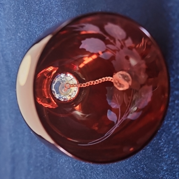 Vintage, Ruby Red Crystal Handcut Bell. Beautifully Etched. (K) Made in Germany. - Picture 6 of 9